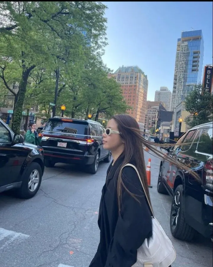 MAMAMOO Solar Official Profile Birthday Profile Photo