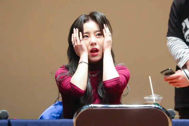 MAMAMOO Wheein Official Profile Birthday Profile Photo