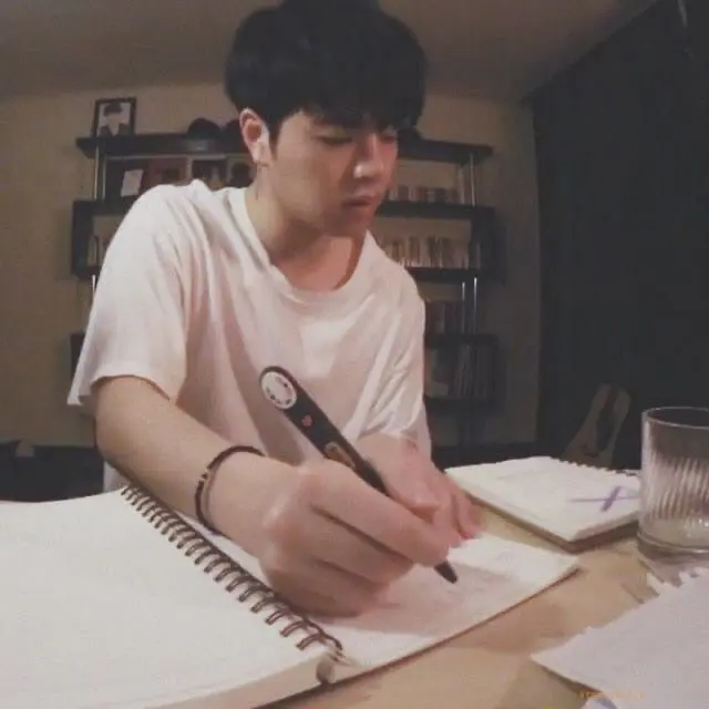 iKON Song Official Profile Birthday Profile Photo