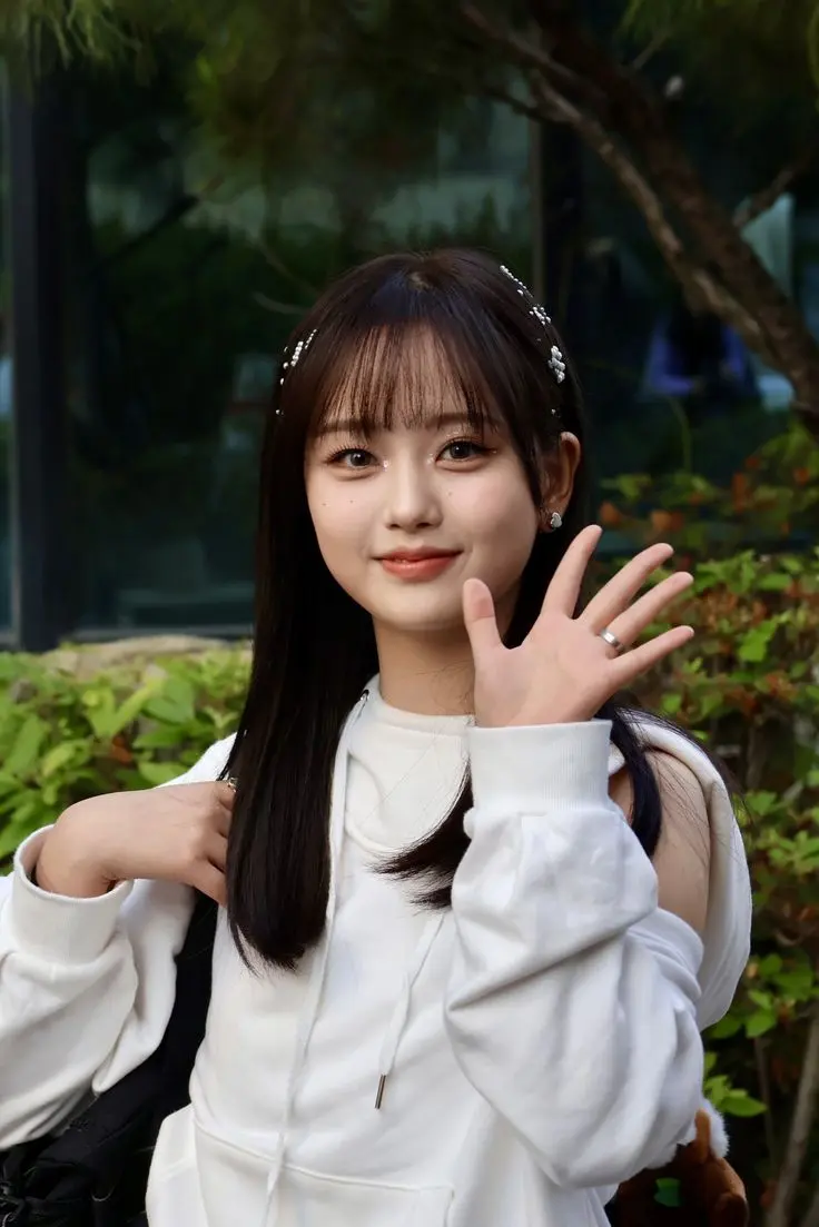 tripleS Xinyu Official Profile Birthday Profile Photo