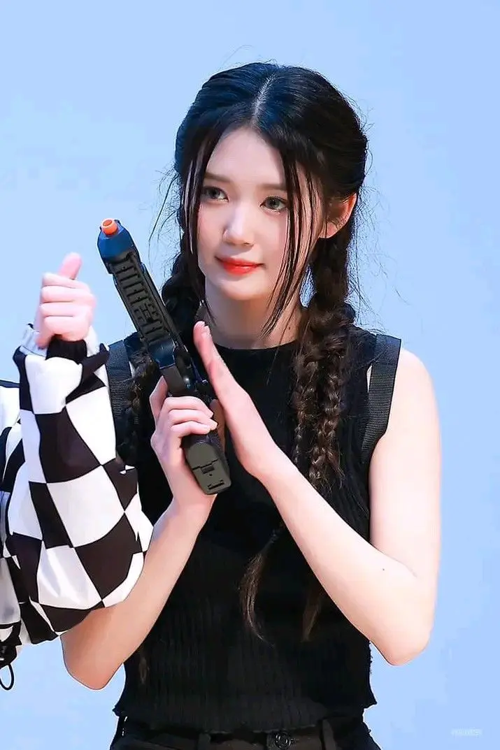 tripleS YuBin Official Profile Birthday Profile Photo